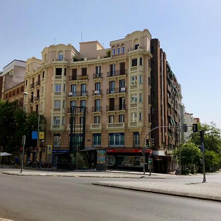 Hostal Nersan2 Мадрид Екстер'єр фото