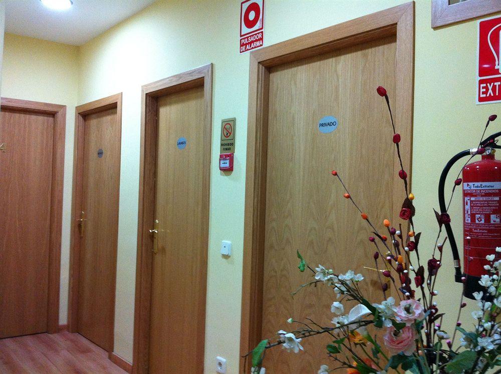 Hostal Nersan2 Мадрид Екстер'єр фото