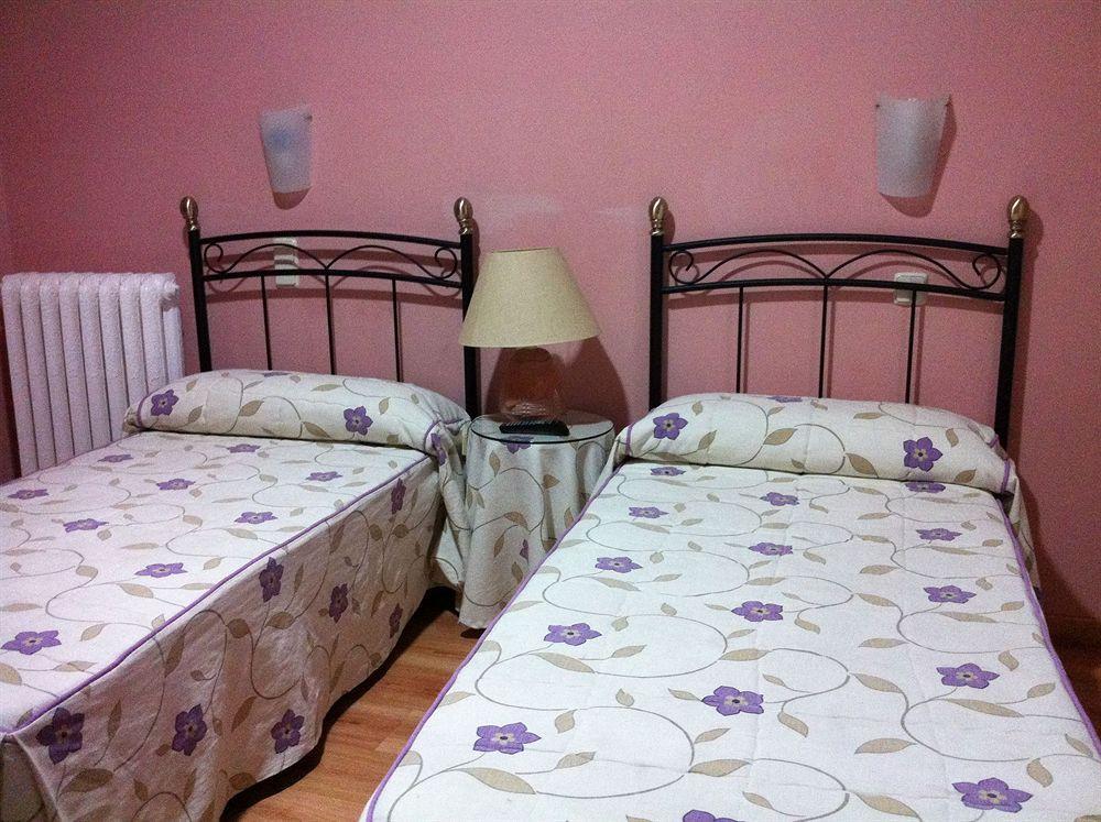 Hostal Nersan2 Мадрид Екстер'єр фото