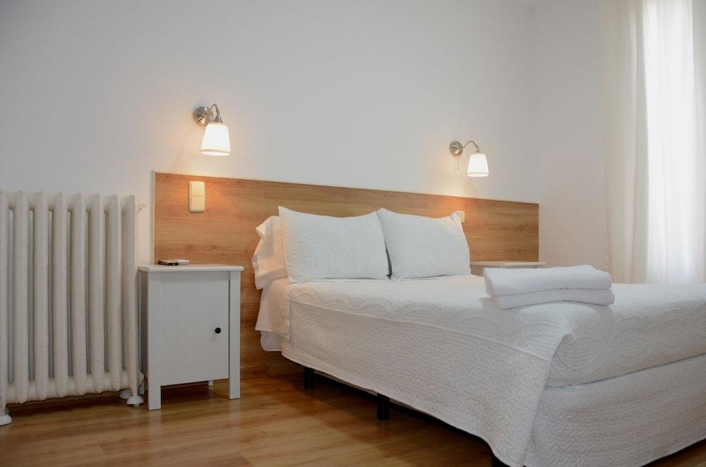 Hostal Nersan2 Мадрид Екстер'єр фото