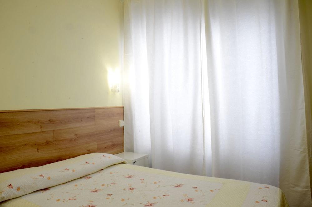 Hostal Nersan2 Мадрид Екстер'єр фото