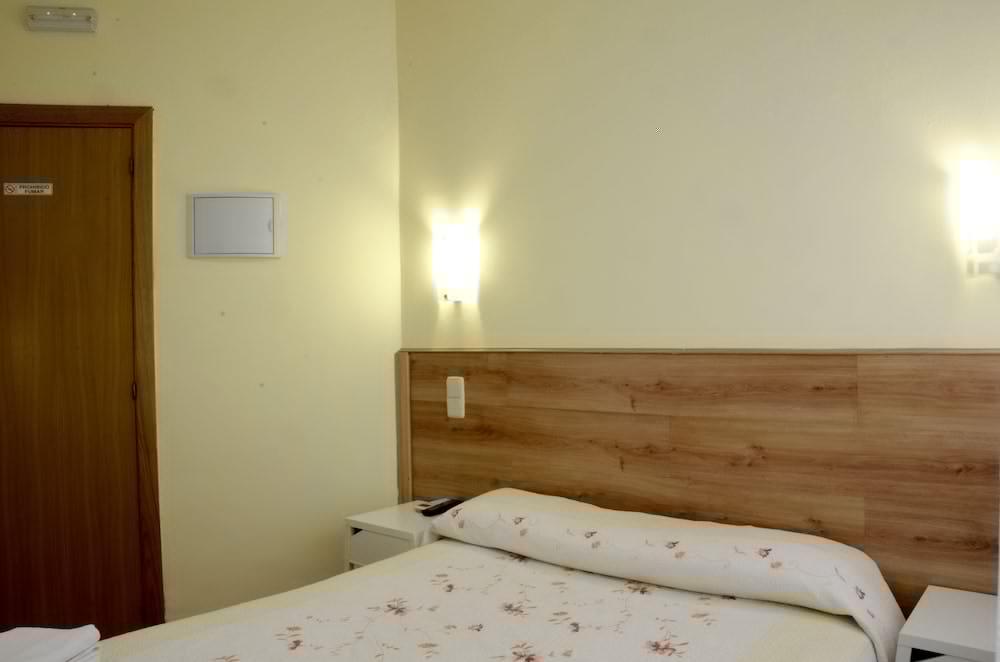 Hostal Nersan2 Мадрид Екстер'єр фото