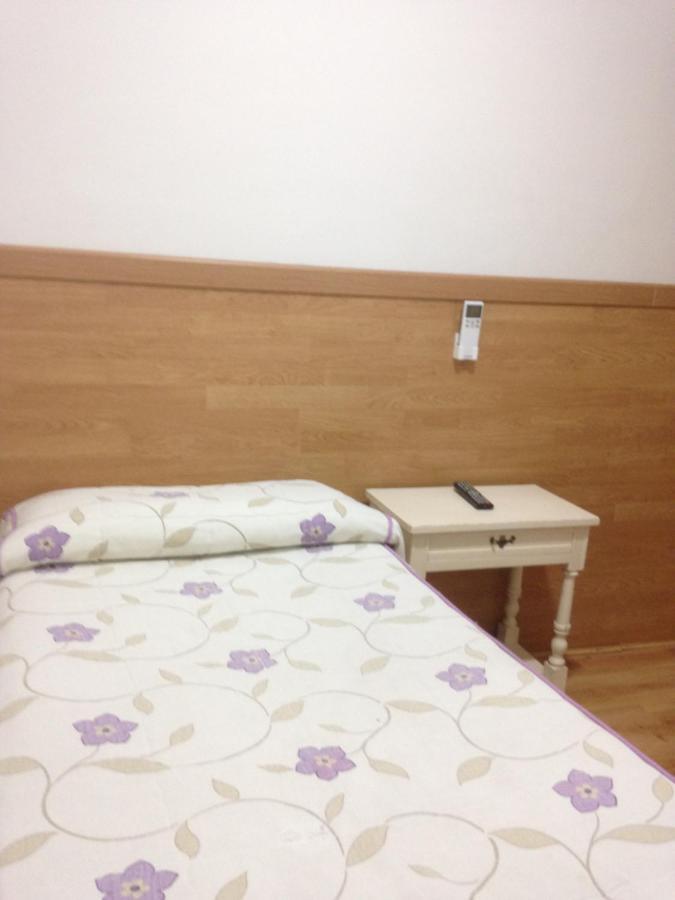 Hostal Nersan2 Мадрид Екстер'єр фото